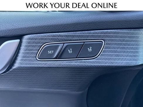 Used 2023 Hyundai Palisade Limited image 19