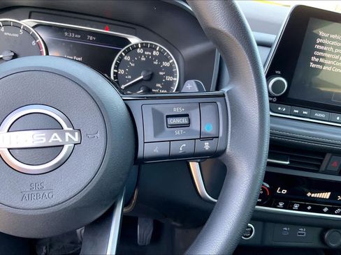 Used 2023 Nissan Rogue SV FWD image 23