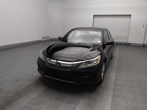 Used 2017 Honda Accord Sport image 15