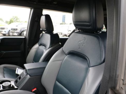 Used 2024 Ford Bronco Outer Banks AWD/4WD image 22