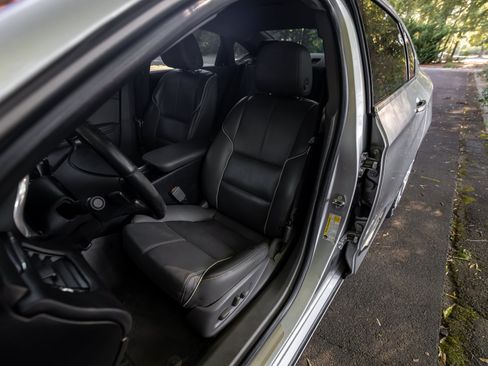 Used 2018 Chevrolet Impala Premier FWD image 12