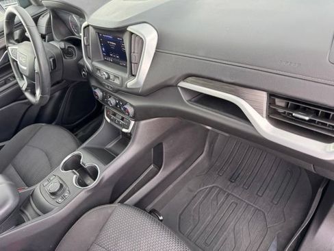 Certified 2024 GMC Terrain SLE w/ Driver Convenience Package FWD image 27