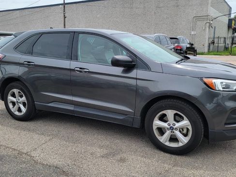 Used 2019 Ford Edge SE FWD image 5