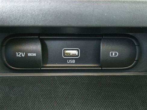 Used 2021 Kia Soul EX image 21