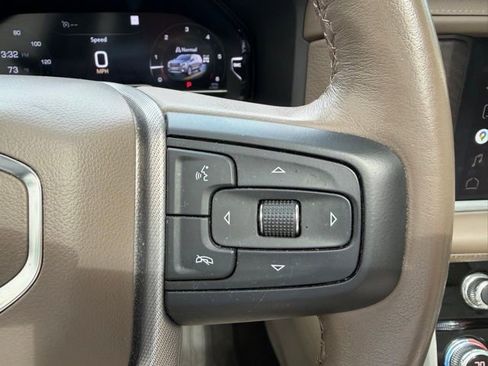 Used 2022 GMC Yukon Denali image 18