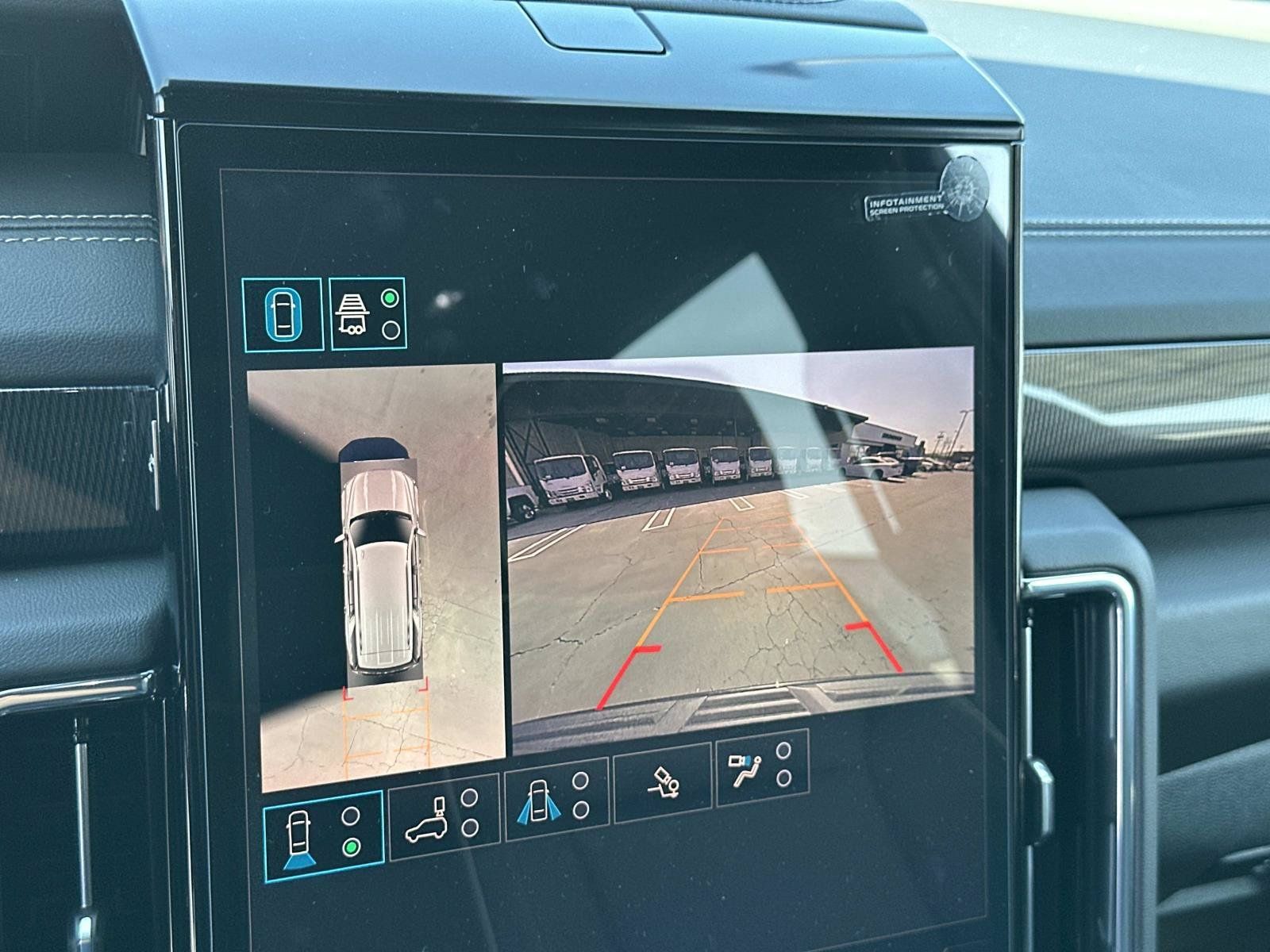 New 2026 GMC Yukon Elevation w/ Elevation Premium Package AWD/4WD image 15