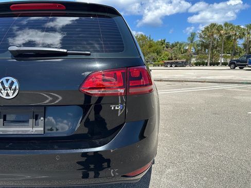 Used 2015 Volkswagen Golf TDI SEL FWD image 18