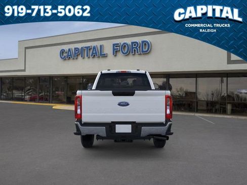 New 2026 Ford F250 XL w/ XL Chrome Package image 5