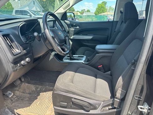 Used 2019 Chevrolet Colorado LT w/ LT Convenience Package AWD/4WD image 24