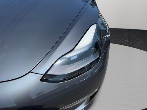 Used 2023 Tesla Model 3 Long Range AWD/4WD image 9