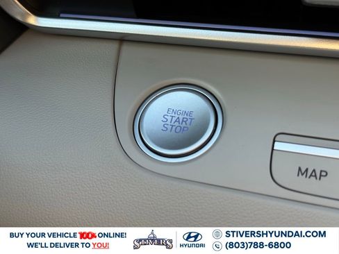 Certified 2025 Hyundai Elantra Limited w/ Cargo Package image 41