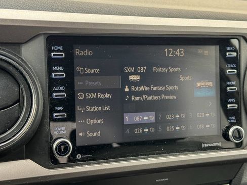 Used 2020 Toyota Tacoma SR5 image 30