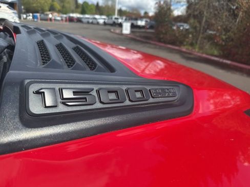 Used 2019 RAM 1500 Sport w/ Level 2 Equipment Group AWD/4WD image 10