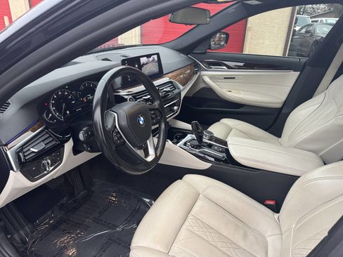 Used 2018 BMW 540i xDrive w/ Premium Package image 19