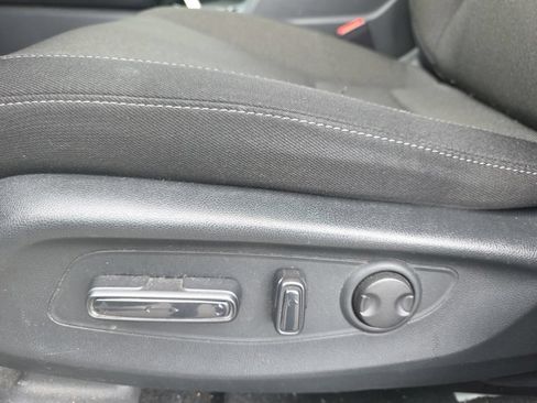 Certified 2024 Honda CR-V EX image 11