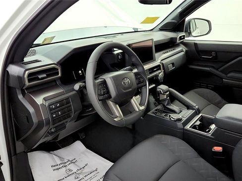 Certified 2025 Toyota Tacoma SR5 w/ SR5 Upgrade Package image 15