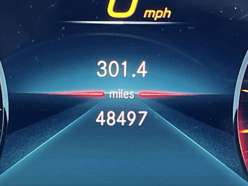 Certified 2021 Mercedes-Benz GLE 350 4MATIC image 22