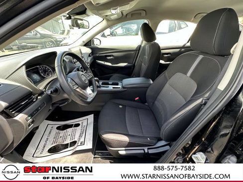 Certified 2022 Nissan Sentra SV w/ All-Weather Package image 10