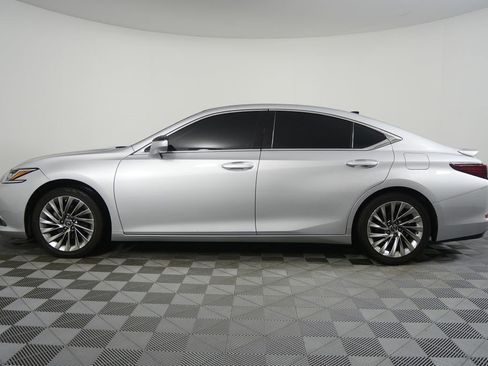 Used 2021 Lexus ES 350 Luxury image 6