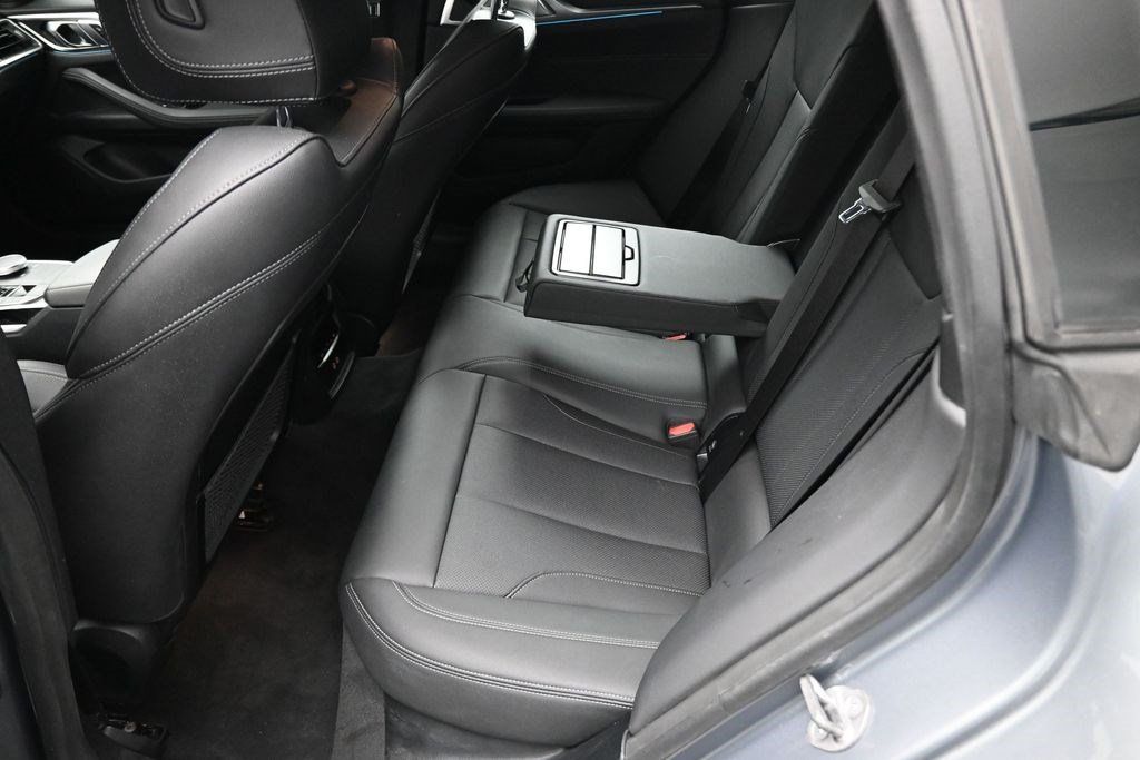 Used 2024 BMW i4 eDrive35 w/ Premium Package RWD image 18