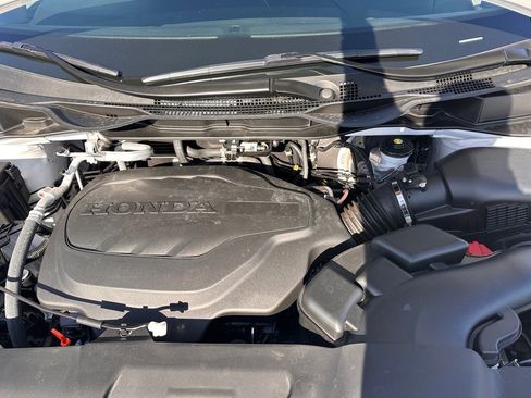 Used 2025 Honda Odyssey Elite image 29