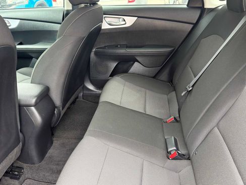 Used 2024 Kia Forte LXS w/ LXS Technology Package FWD image 25
