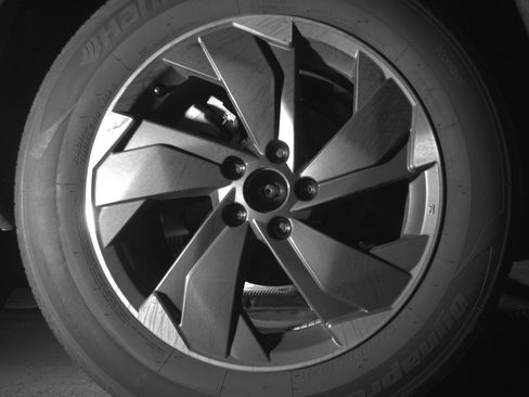 Used 2025 Nissan Rogue SV image 15