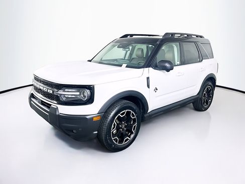 Used 2025 Ford Bronco Sport Outer Banks w/ Outer Banks Tech Package+ image 3