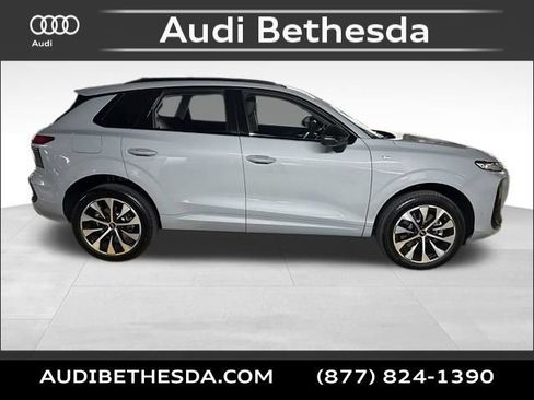 New 2026 Audi Q3 quattro 2.0T AWD/4WD image 8