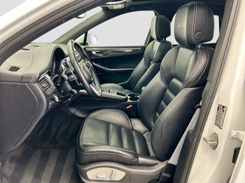 Used 2018 Porsche Macan GTS image 18