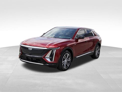 New 2027 Cadillac Lyriq Luxury AWD/4WD image 2
