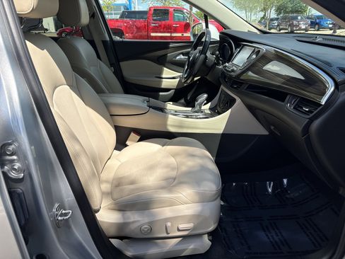 Used 2019 Buick Envision Preferred AWD/4WD image 18