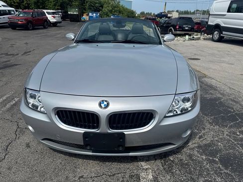 Used 2004 BMW Z4 2.5i RWD image 9
