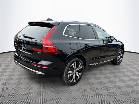 Used 2023 Volvo XC60 B5 Ultimate image 6