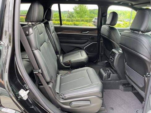 New 2026 Jeep Grand Cherokee L Limited AWD/4WD image 22