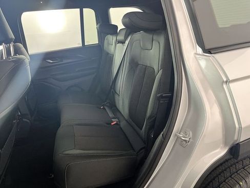 New 2025 Jeep Grand Cherokee Laredo w/ Luxury Tech Group I image 25