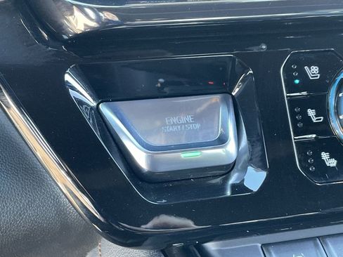 Used 2023 GMC Sierra 1500 AT4 image 17