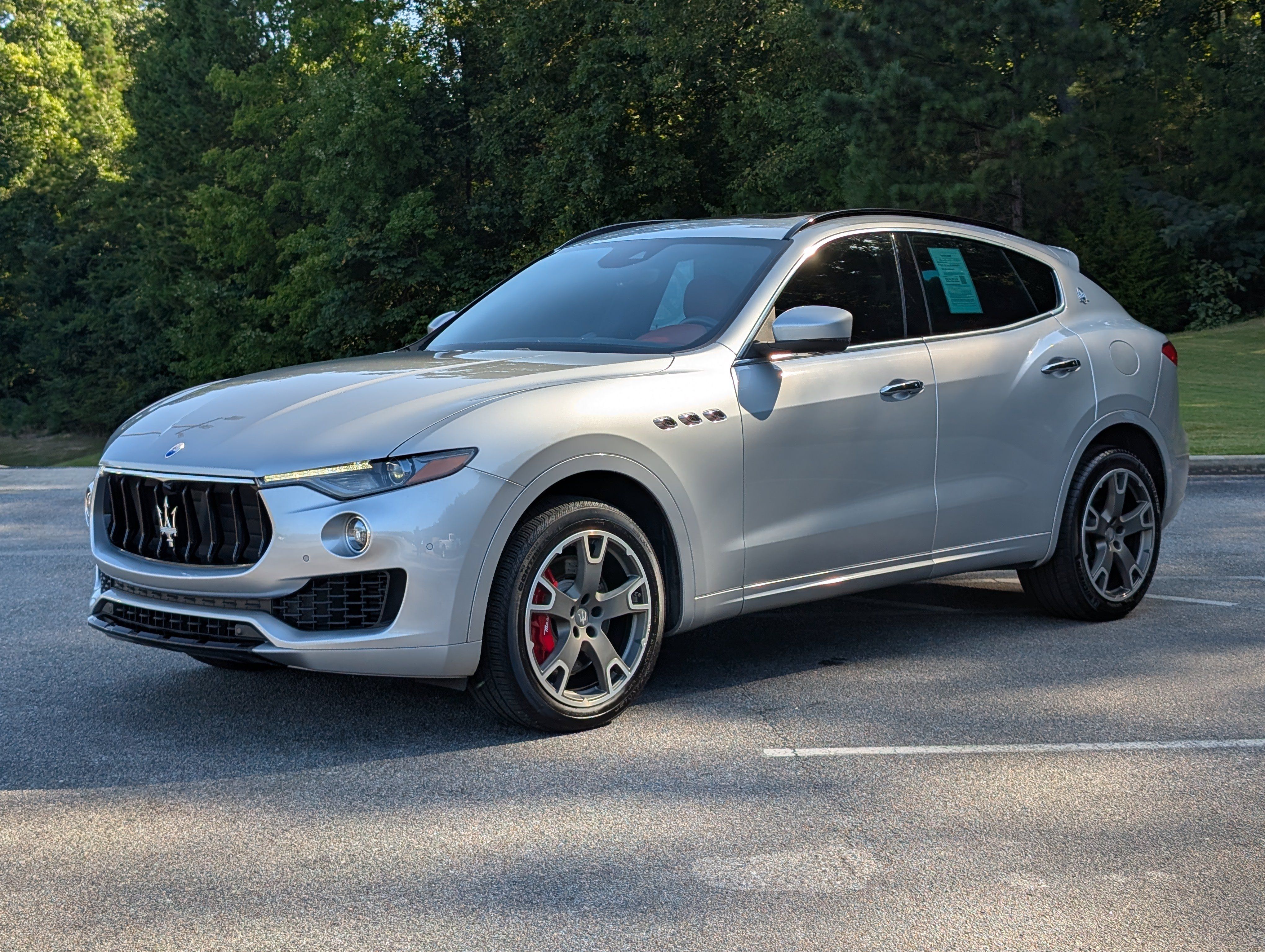 Used 2017 Maserati Levante S AWD/4WD image 5