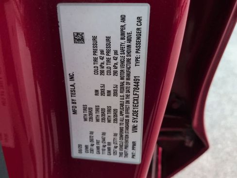 Used 2020 Tesla Model 3 Performance image 39