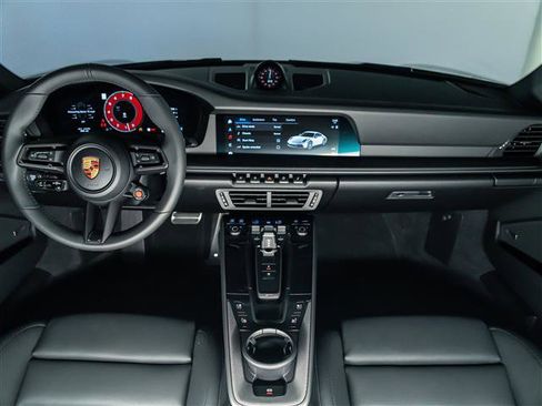 Certified 2025 Porsche 911 Carrera image 17