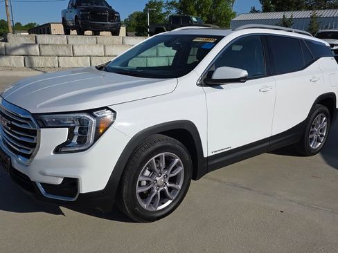 Used 2023 GMC Terrain SLT w/ LPO, Floor Liner Package AWD/4WD image 1