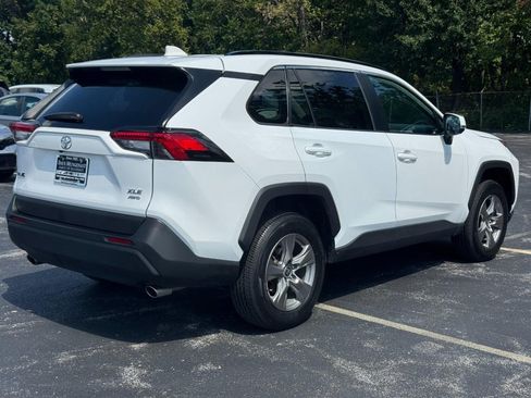 Used 2024 Toyota RAV4 XLE AWD/4WD image 4