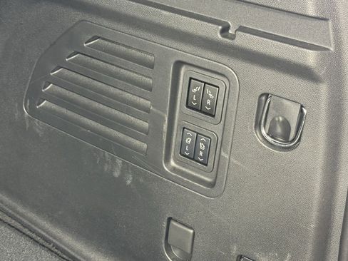 Used 2024 Chevrolet Traverse RS w/ LPO, Floor Liner Package image 13