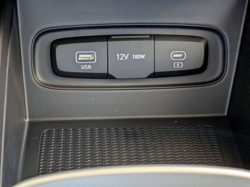 New 2026 Hyundai Venue SE FWD image 23