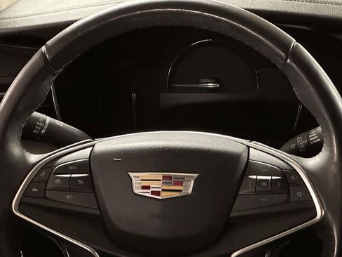 Used 2018 Cadillac XT5 Luxury w/ Driver Awareness Package AWD/4WD image 21