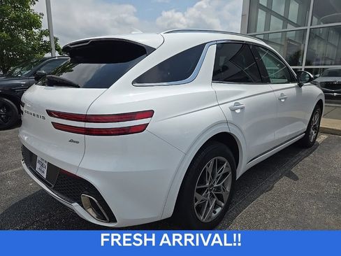 Used 2023 Genesis GV70 2.5T w/ Select Package AWD/4WD image 4