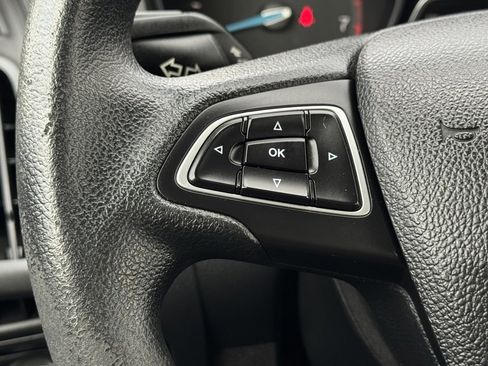 Used 2018 Ford Focus S image 22