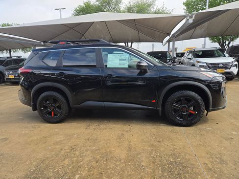 New 2026 Nissan Rogue SV AWD/4WD image 2