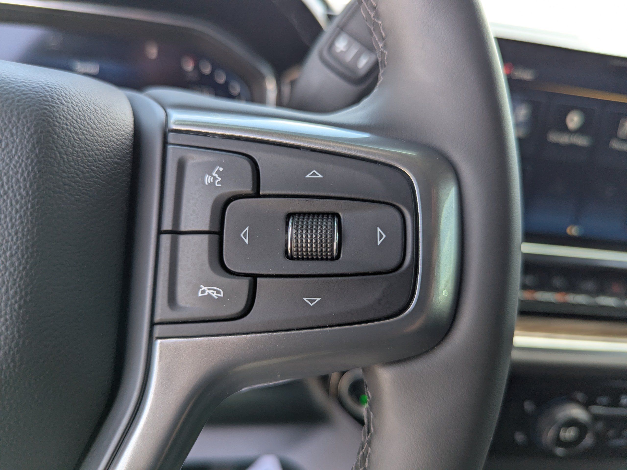 Used 2026 Chevrolet Silverado 1500 LT AWD/4WD image 17