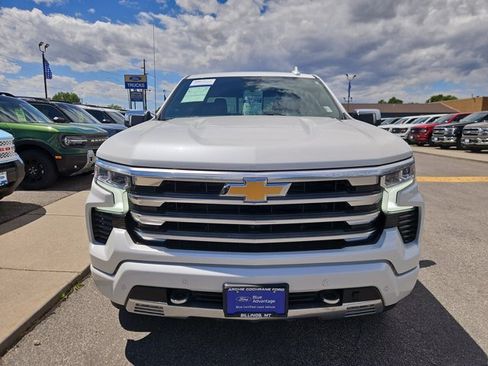 Used 2025 Chevrolet Silverado 1500 High Country w/ Technology Package AWD/4WD image 7